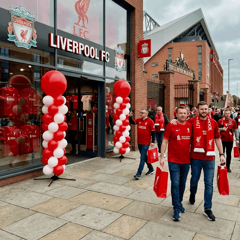 Kleurrijke ballonnen voor voetbaldecoratie